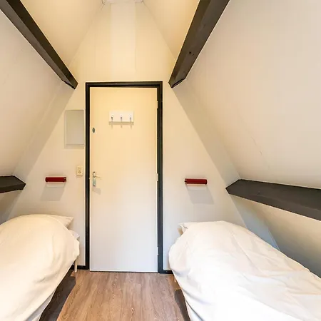 Charming With Wifi, Cleaning Included Stramproy